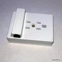 Телефонная розетка универсальная ( 4-контактный разъем отечественного стандарта + 2 разъема