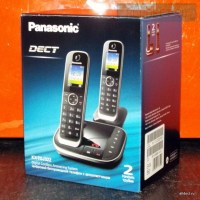 Panasonic KX-TGJ322RUB упаковка